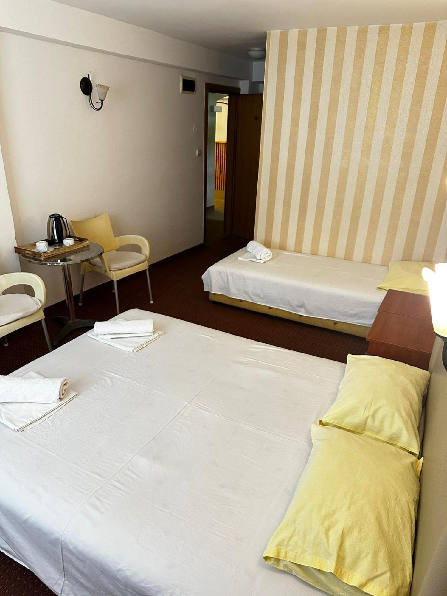 Central Hotel-Budva Exterior photo